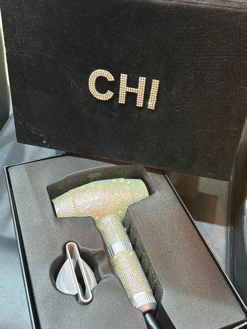 CHI Crystal-Embellished Hair Accessory in Pink